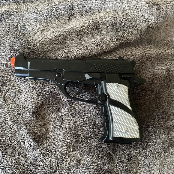 Sexy Mobster costume - Picture 9 of 10